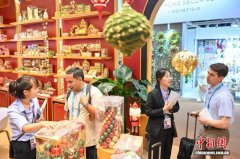 第139届广交会第二期开幕 境外采购商挑选“中国好礼”